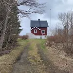 Cozy House With Beautiful View *